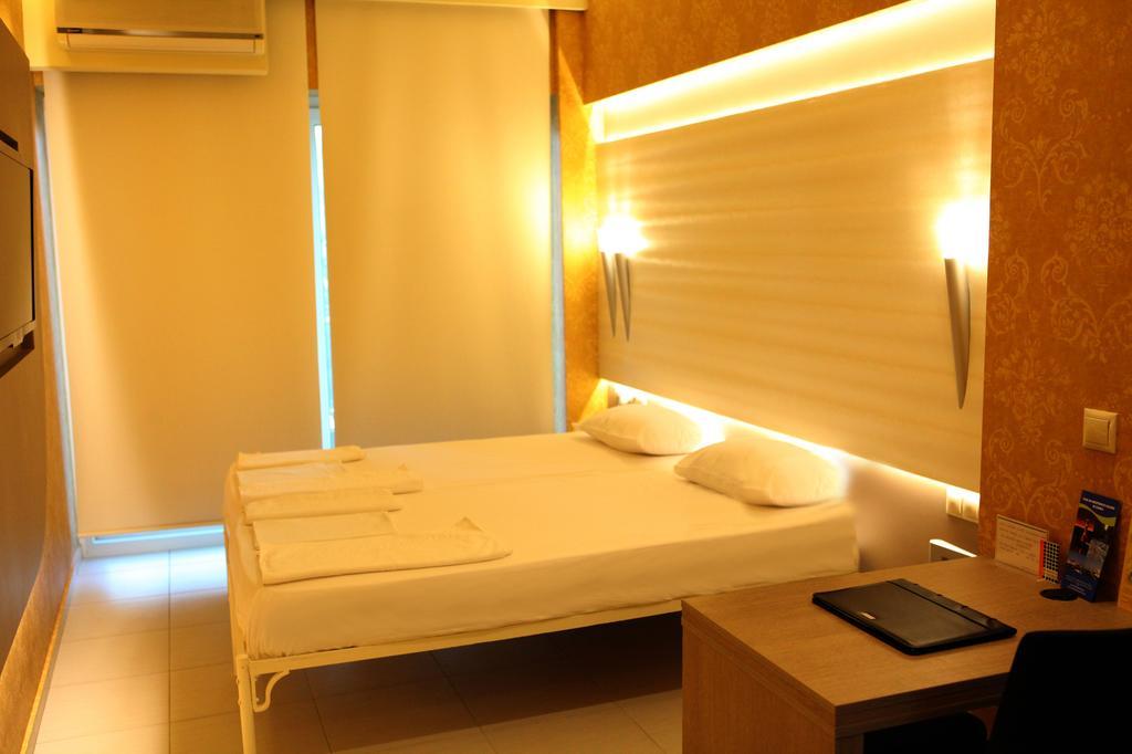 Oneiro Suites Souda Exterior foto